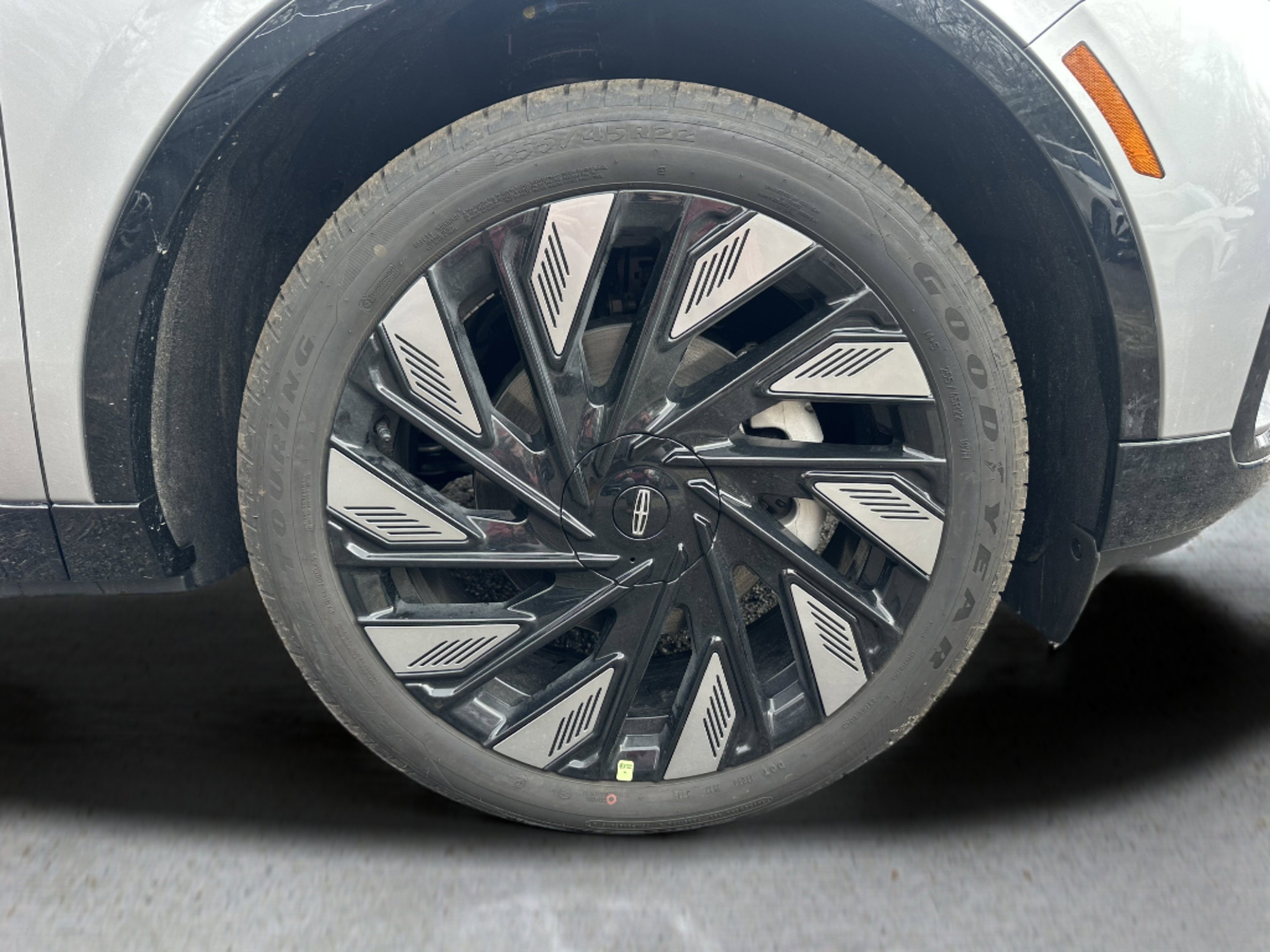 New 2026 Lincoln Nautilus Reserve w/ Jet Appearance Package image 7