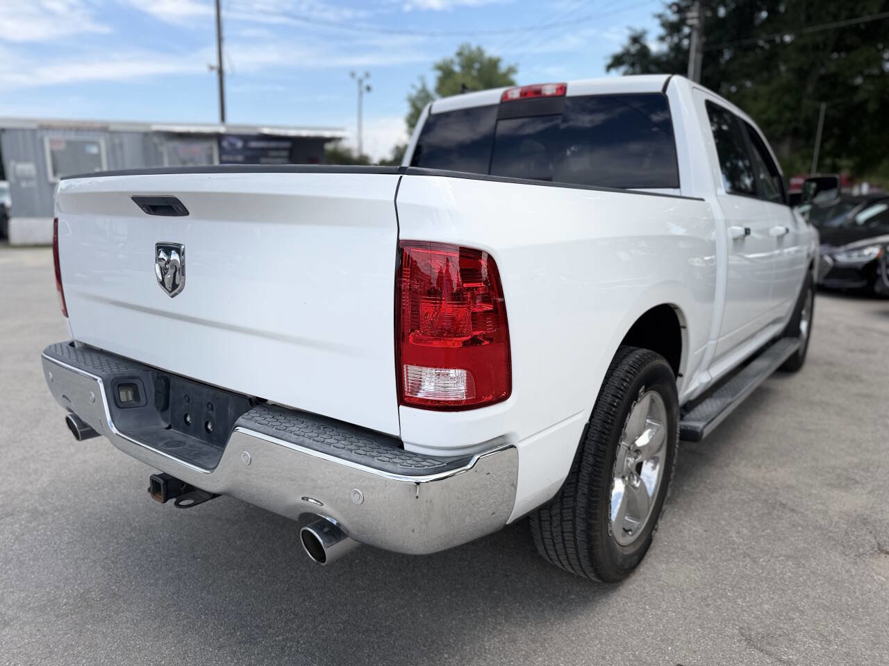 Used 2015 RAM 1500 Lone Star RWD image 5