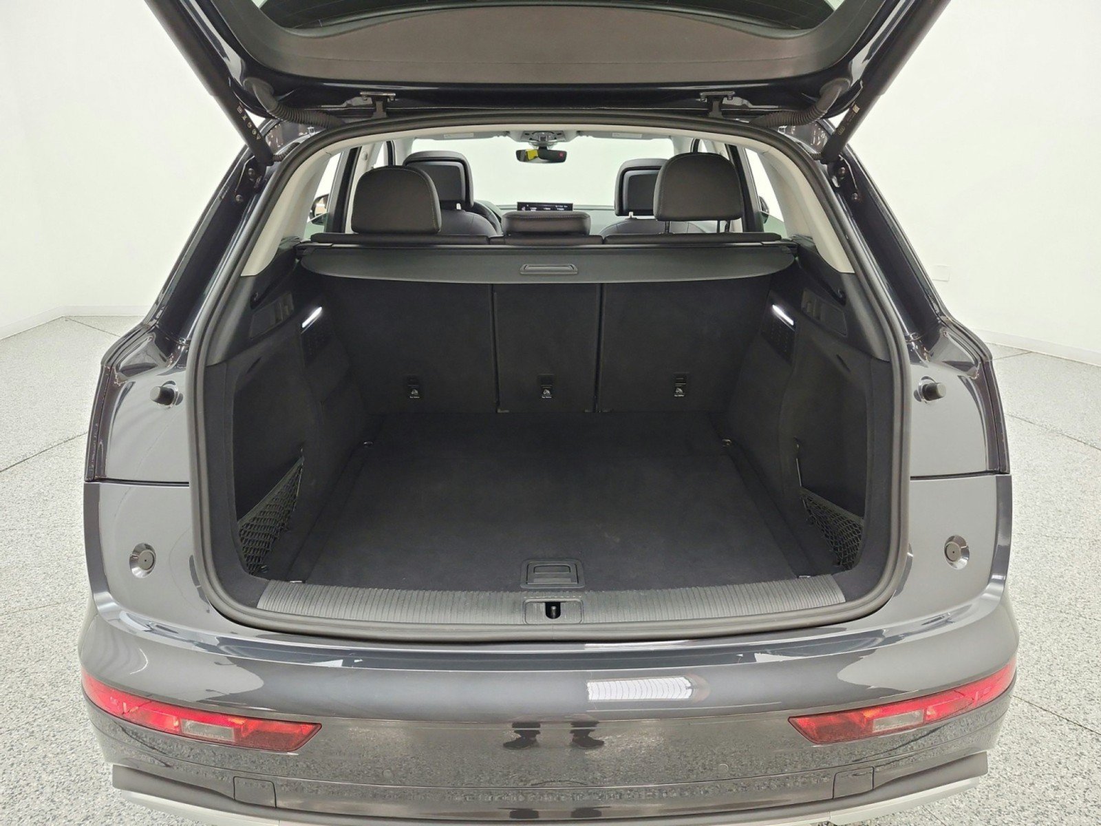 Used 2023 Audi Q5 2.0T Premium w/ Convenience Package AWD/4WD image 19