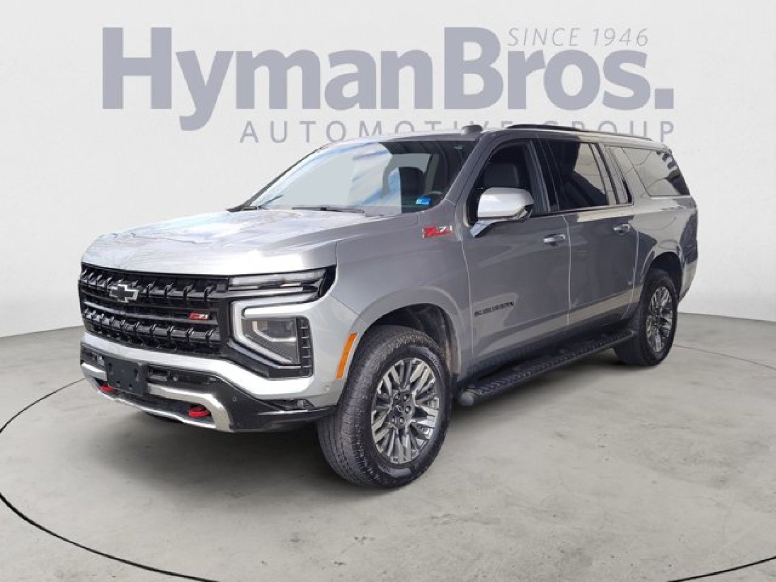 Used 2025 Chevrolet Suburban Z71 AWD/4WD image 7
