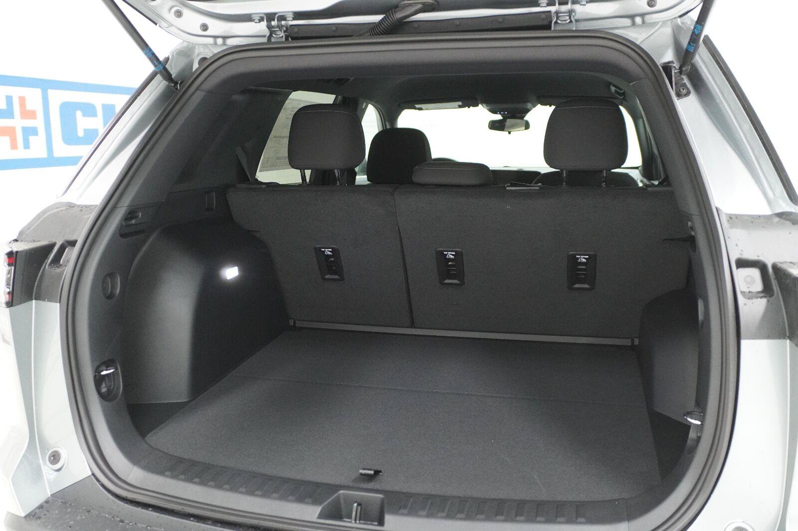 New 2027 Chevrolet Equinox LT FWD image 31