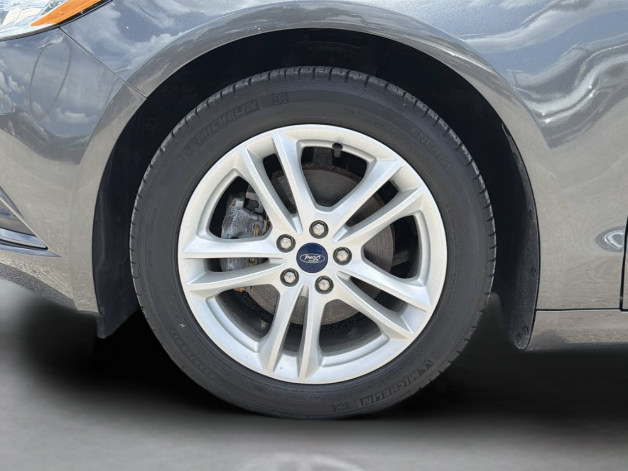 Used 2018 Ford Fusion S FWD image 30
