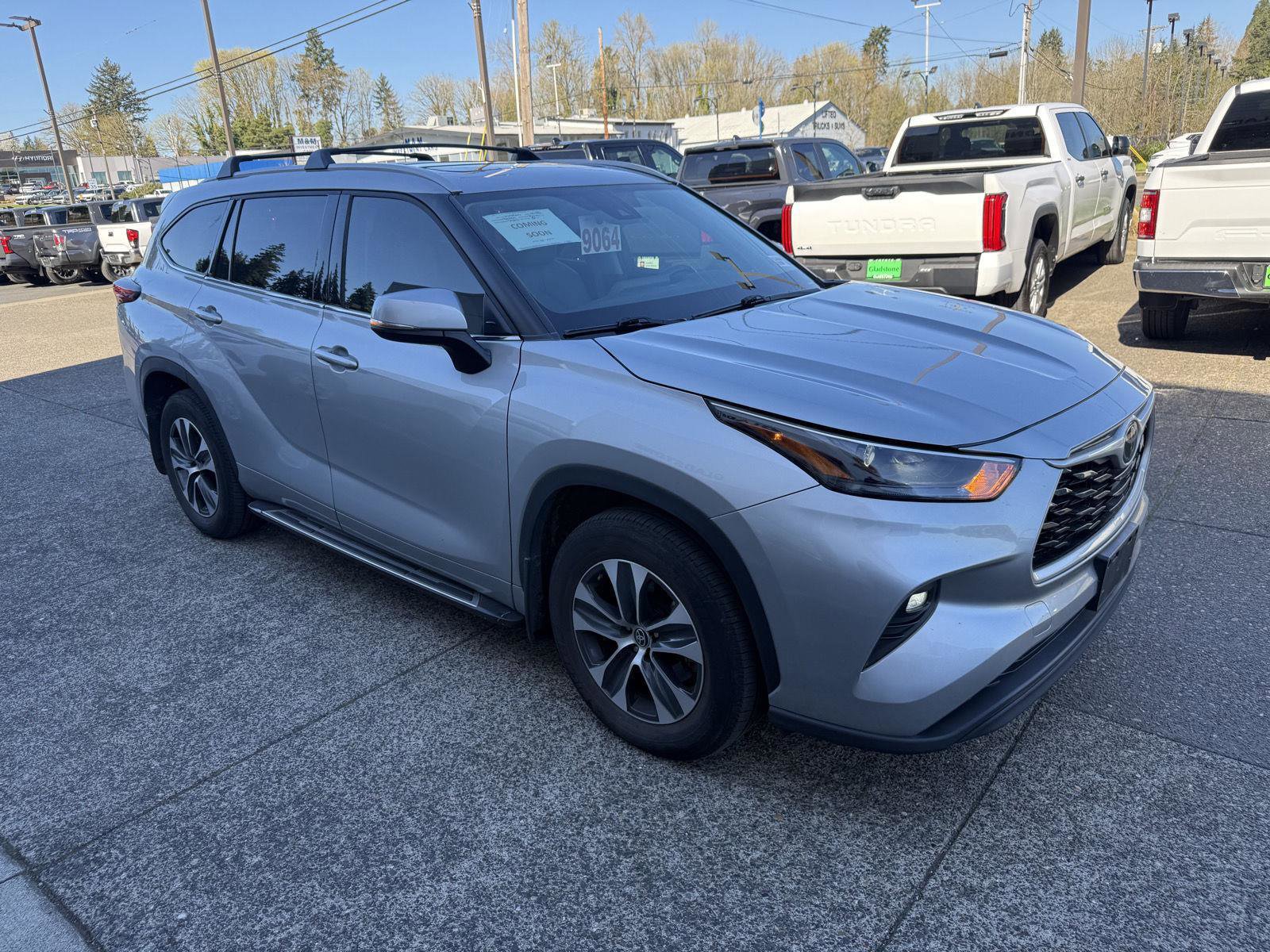 Used 2022 Toyota Highlander XLE image 7