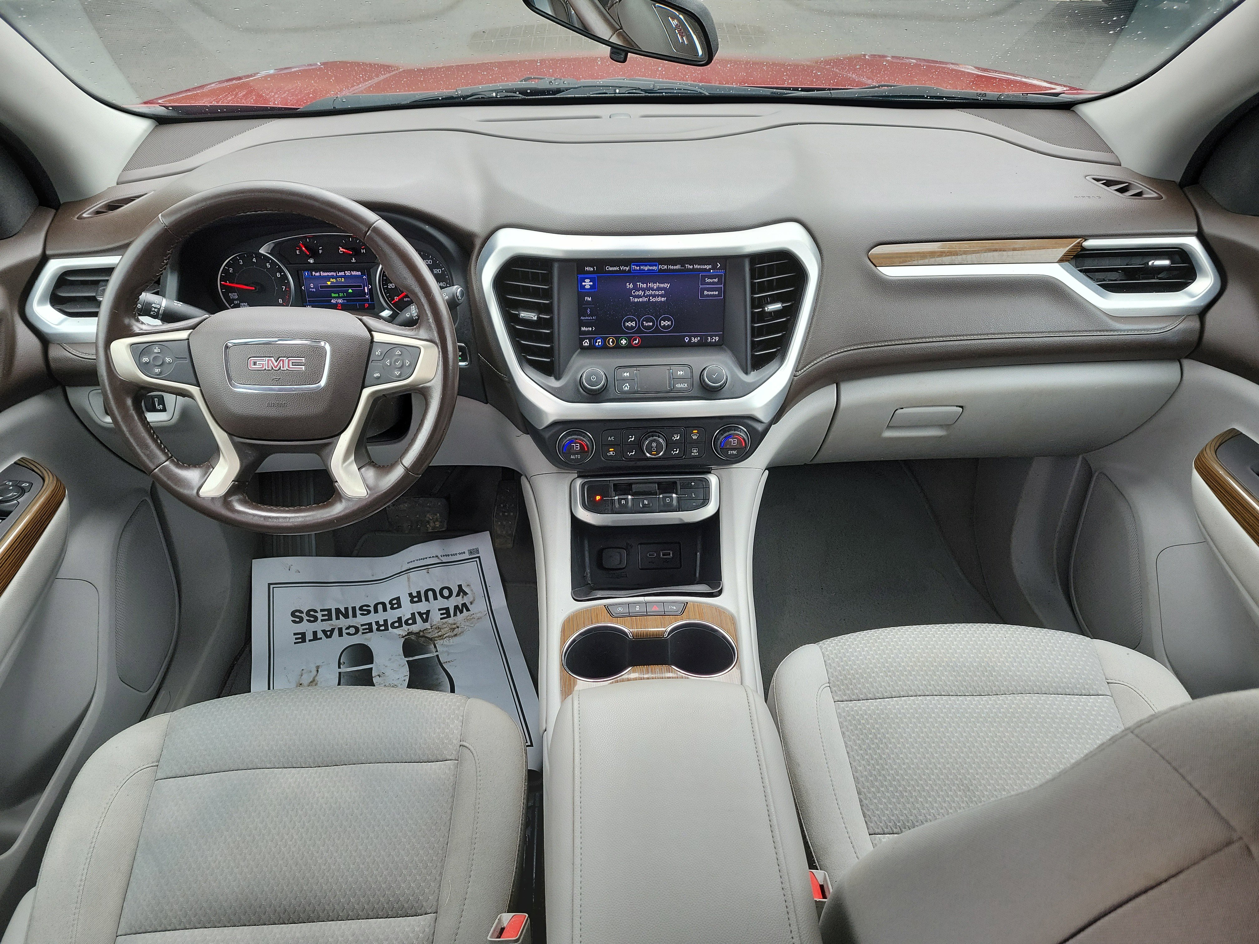 Used 2020 GMC Acadia SLE image 9