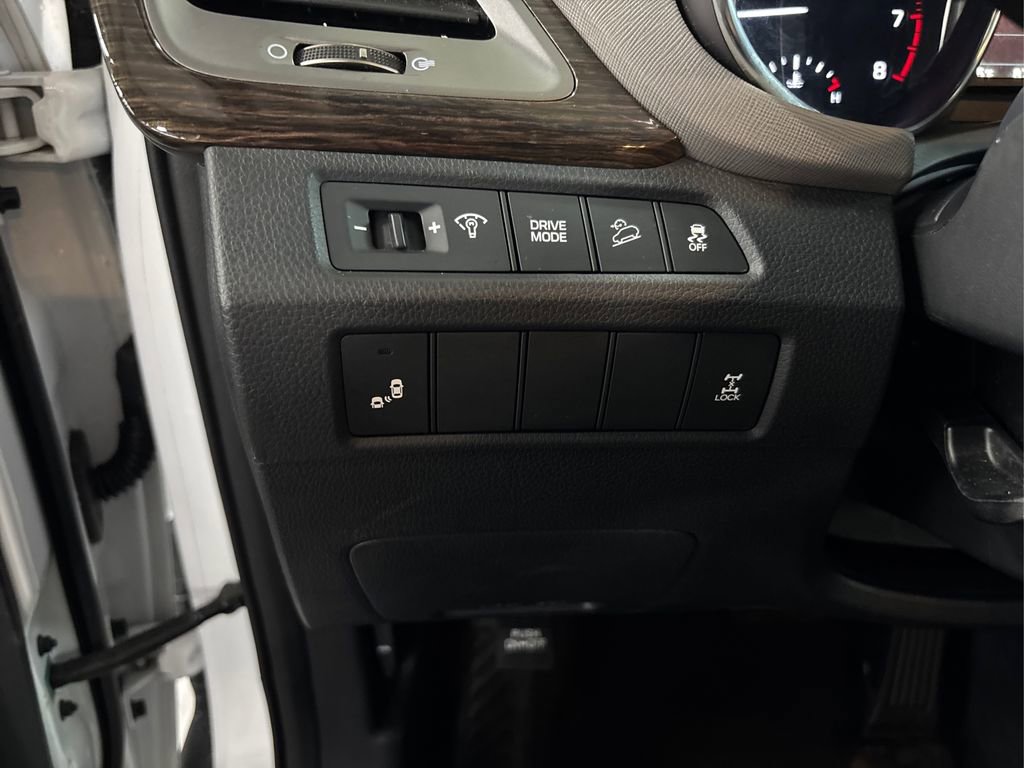 Used 2017 Hyundai Santa Fe Sport image 37