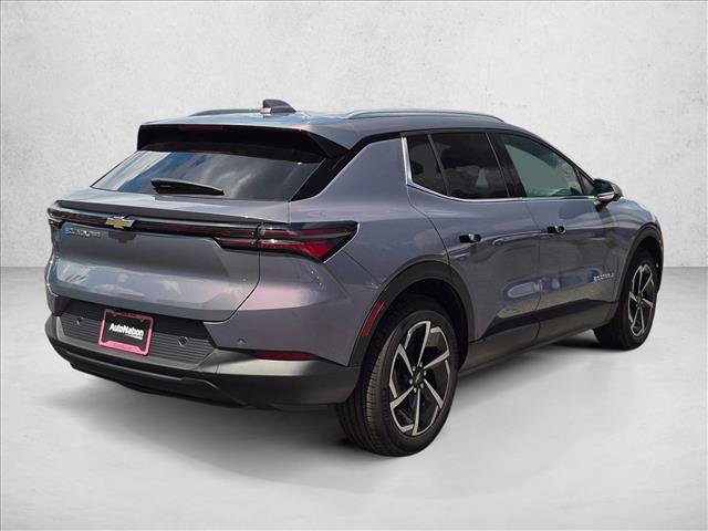 New 2026 Chevrolet Equinox EV LT AWD/4WD image 2
