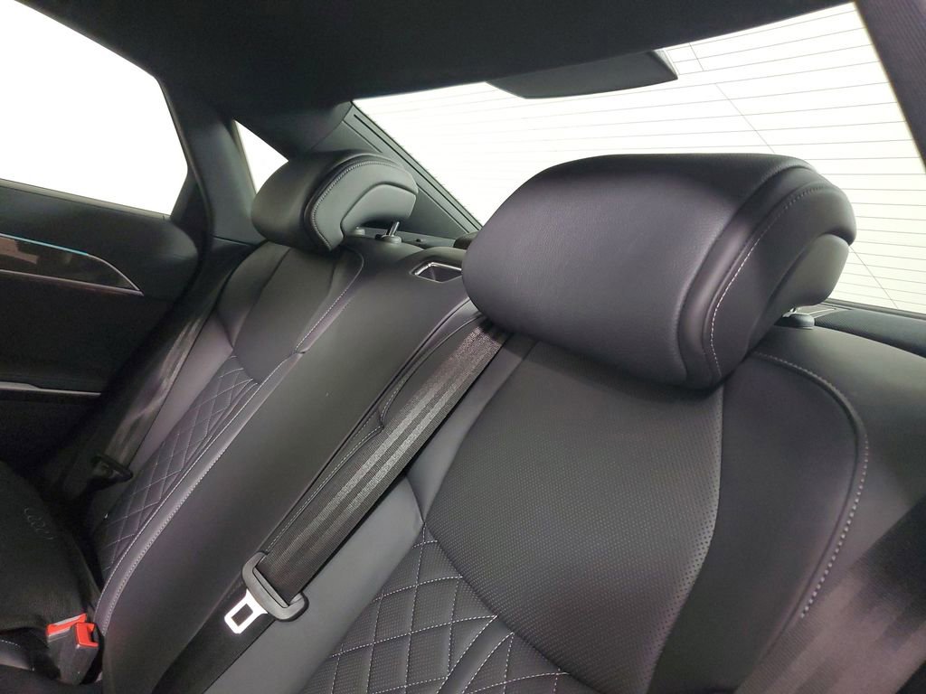Used 2023 Audi S8 w/ S8 Executive Package image 12