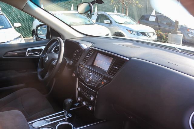 Used 2013 Nissan Pathfinder SV FWD image 23