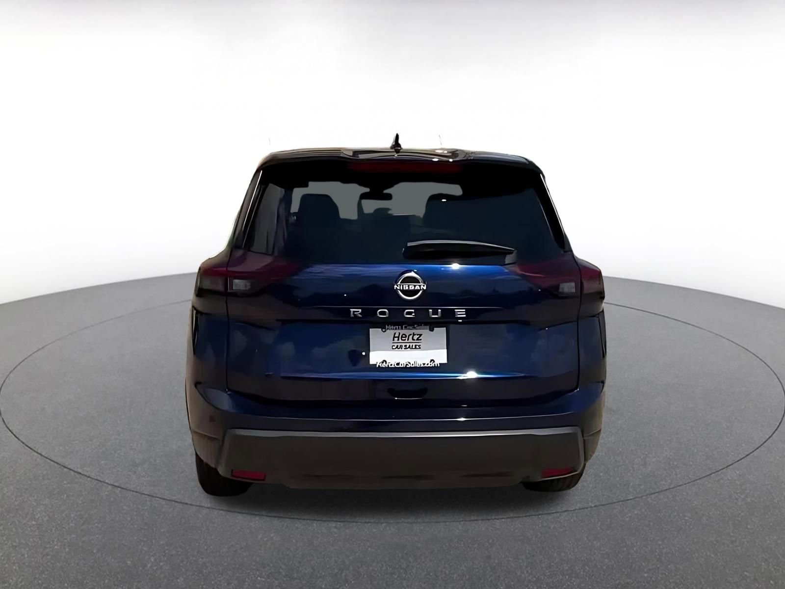 Used 2025 Nissan Rogue SV FWD image 12