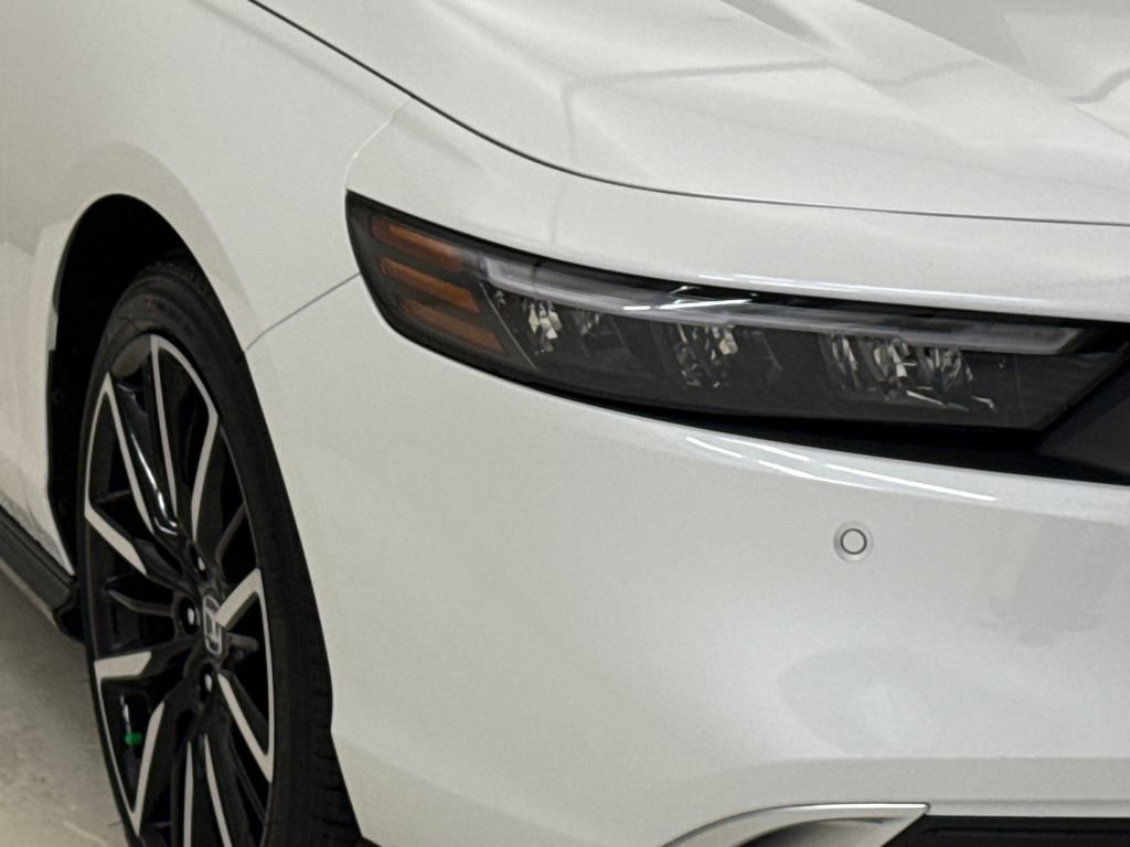 New 2026 Honda Accord Touring image 5