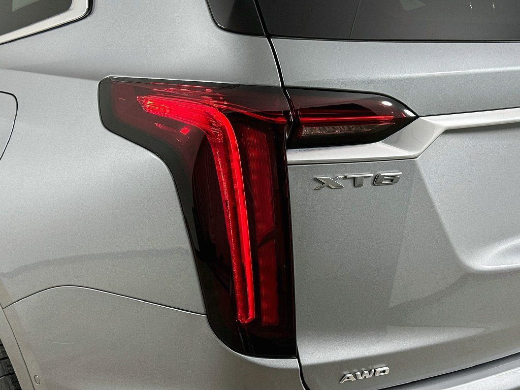 Certified 2025 Cadillac XT6 Premium Luxury w/ Platinum Package AWD/4WD image 44
