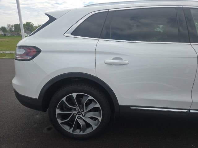 Used 2022 Lincoln Nautilus Reserve w/ Equipment Group 201A AWD/4WD image 7