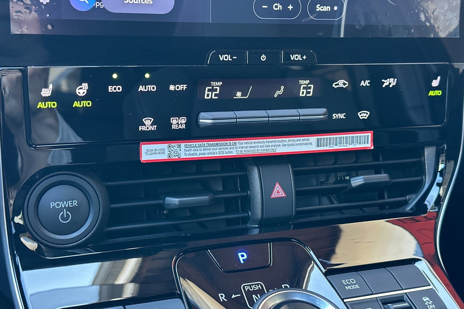 Used 2025 Toyota bZ4X AWD image 27