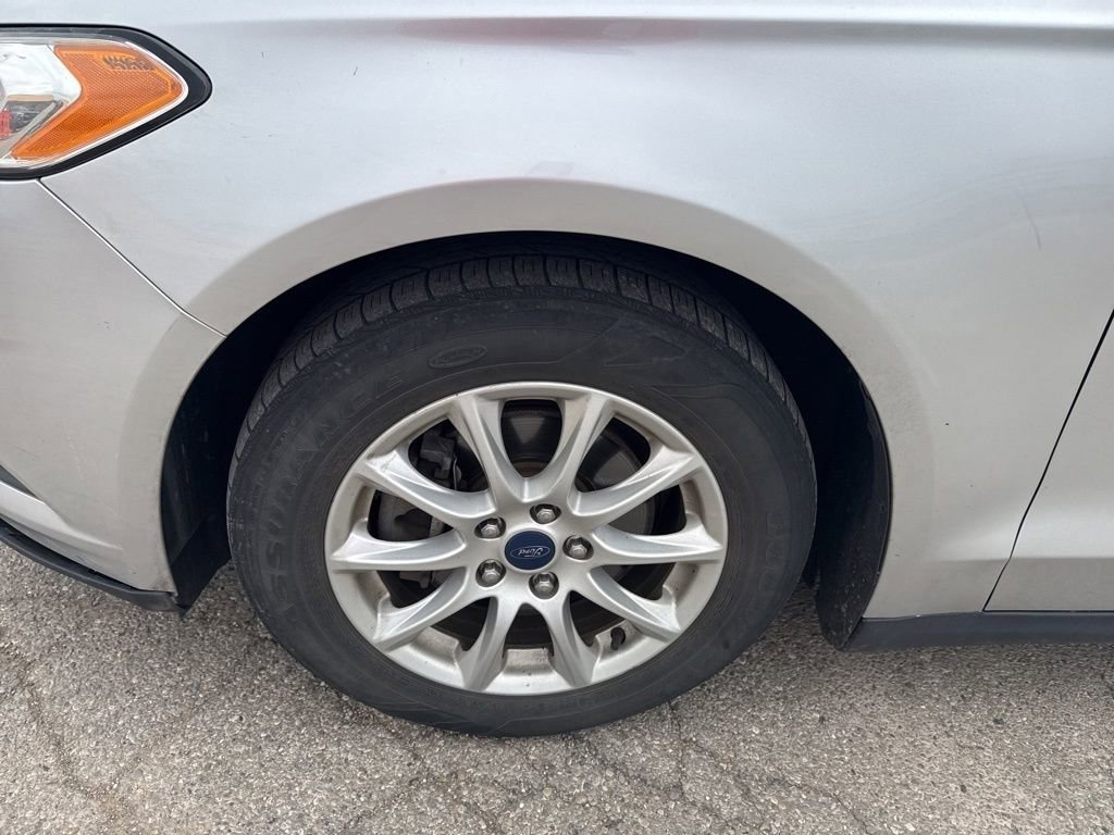 Used 2015 Ford Fusion S FWD image 11