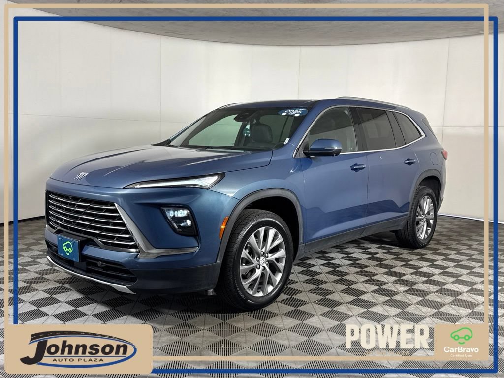 Certified 2025 Buick Enclave Preferred AWD/4WD image 1