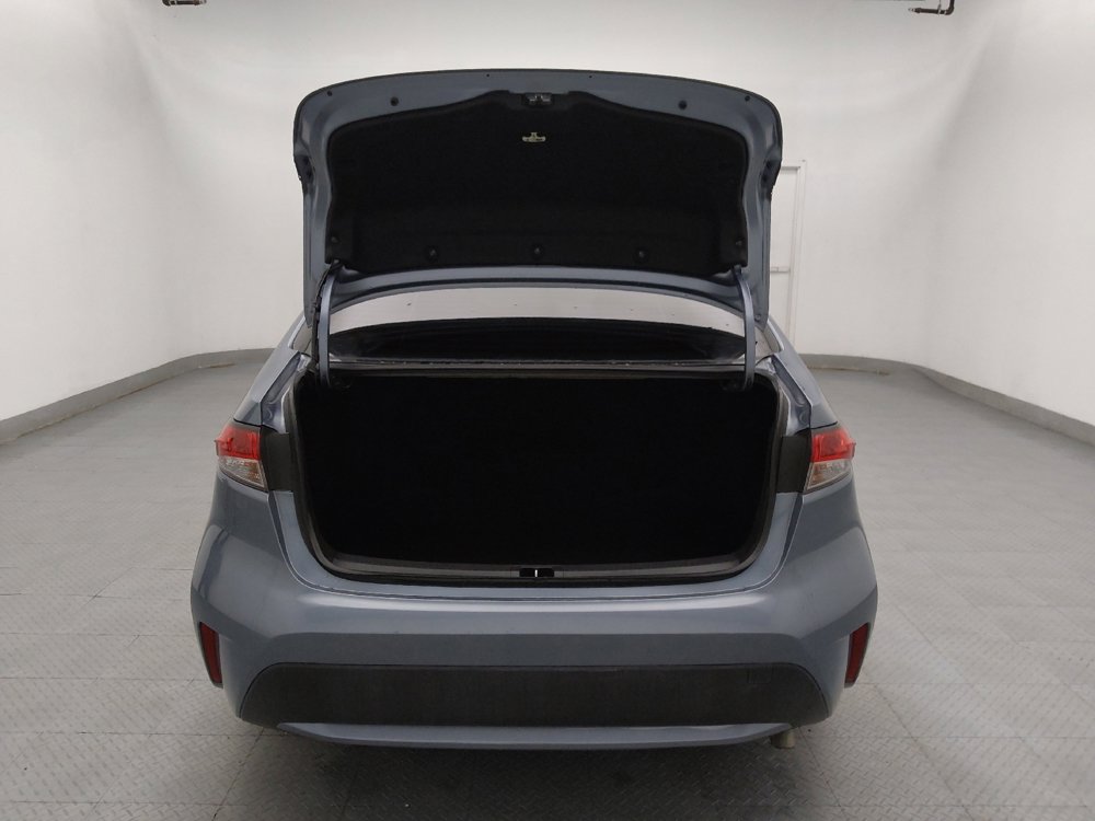 Used 2021 Toyota Corolla LE image 29
