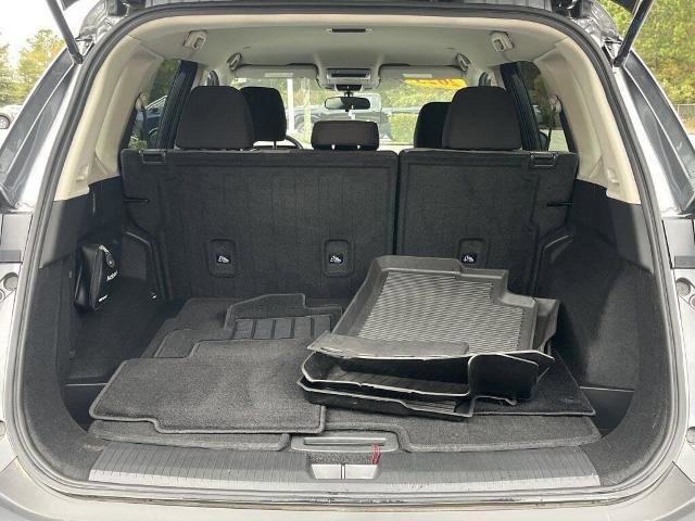 Certified 2023 Nissan Rogue SV image 24