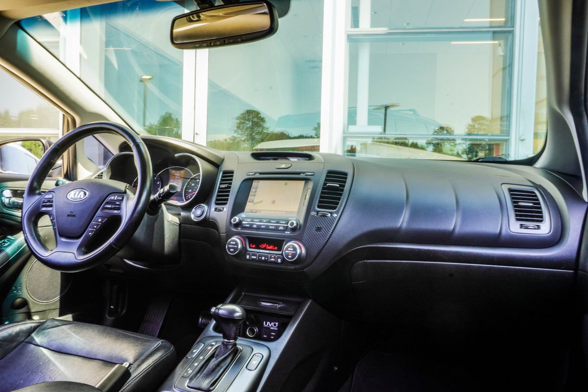 Used 2016 Kia Forte EX w/ EX Premium Technology Package FWD image 19