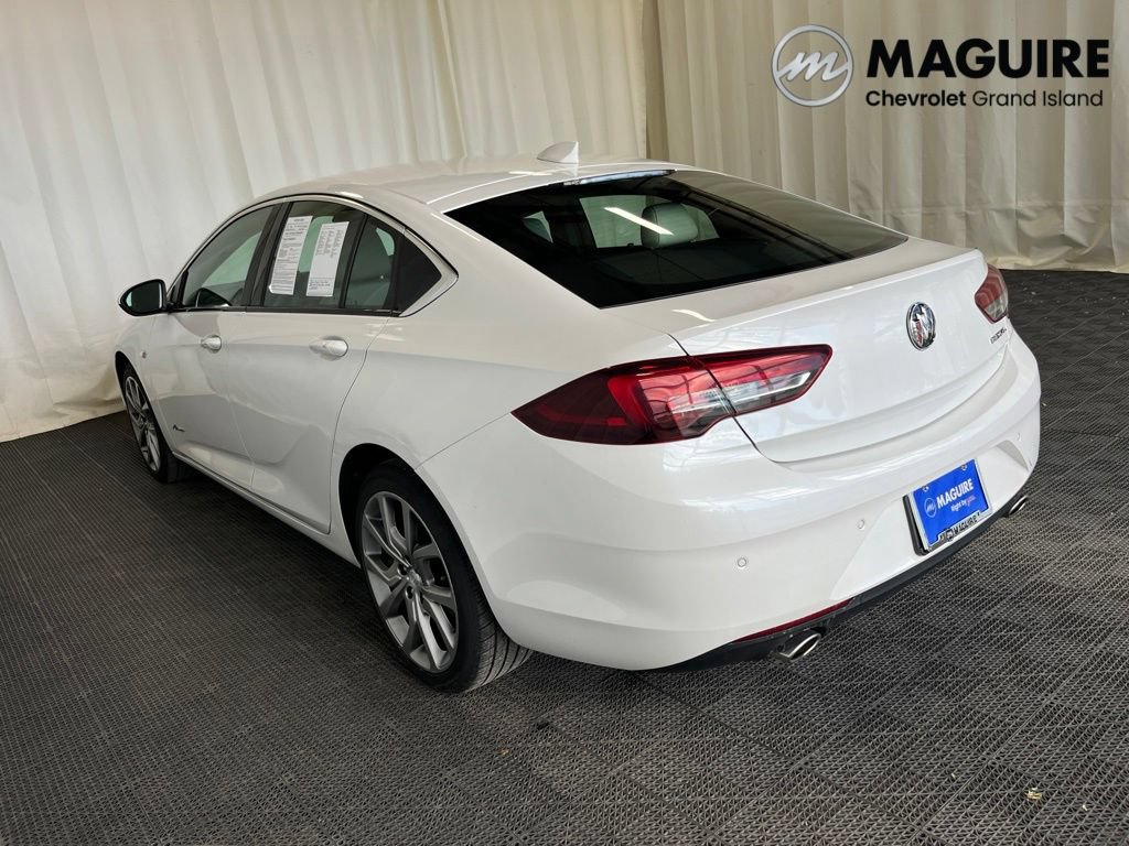 Used 2019 Buick Regal Avenir w/ Driver Confidence Package II FWD image 27