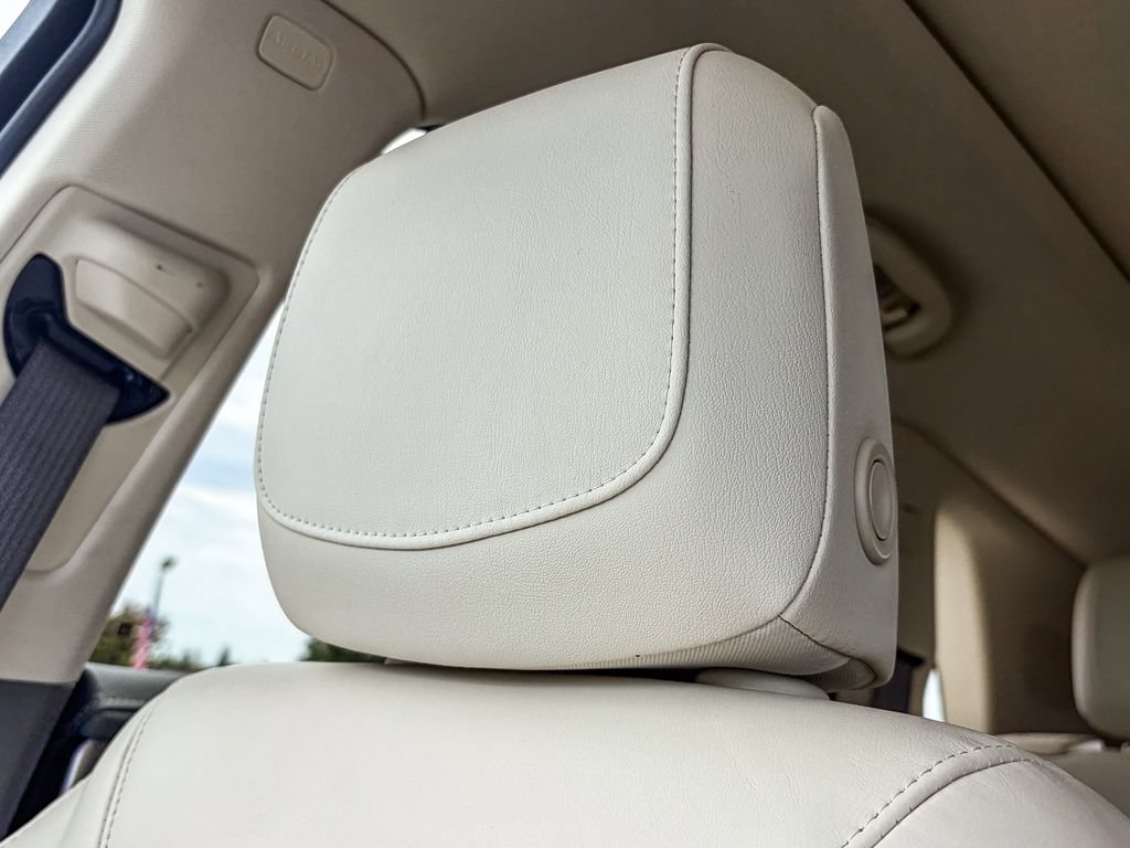 Certified 2023 Cadillac XT5 Premium Luxury w/ Technology Package FWD image 49