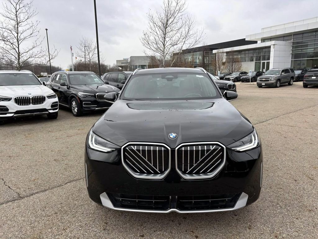 Used 2025 BMW X3 xDrive30i w/ Convenience Package image 2