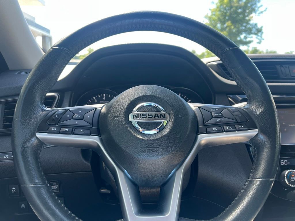 Used 2017 Nissan Rogue SL w/ SL Premium Package AWD/4WD image 22