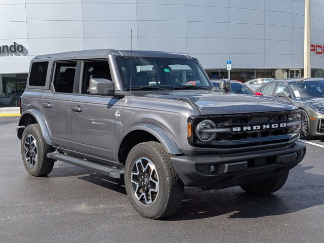Used 2023 Ford Bronco Outer Banks image 7