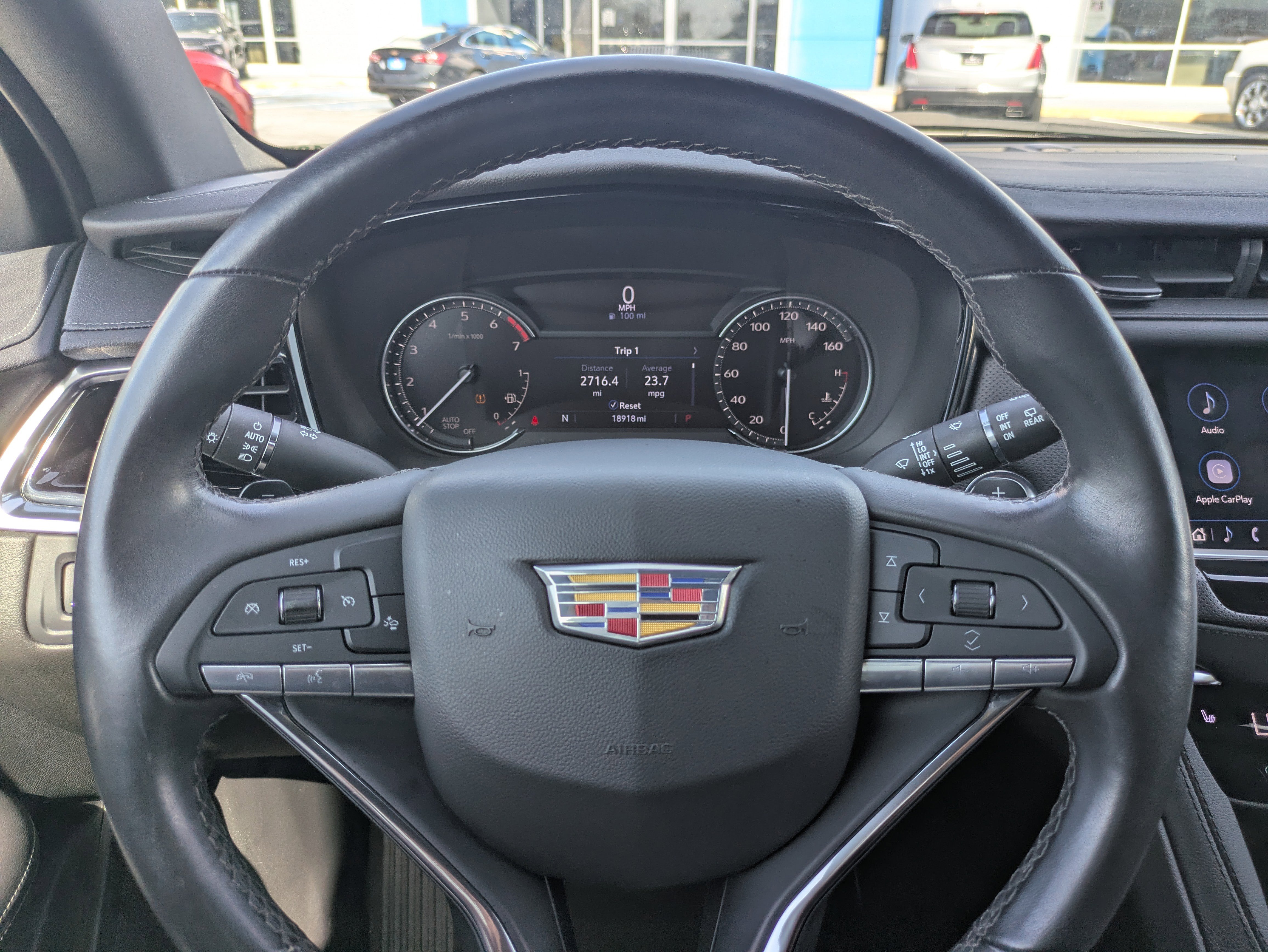 Used 2024 Cadillac XT6 Luxury FWD image 21