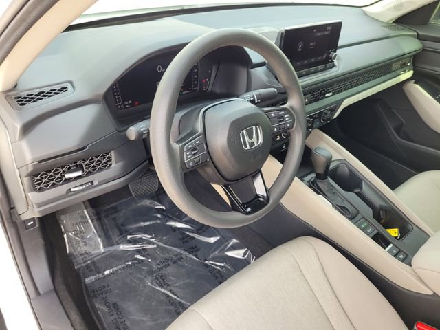 Used 2025 Honda Accord SE image 24
