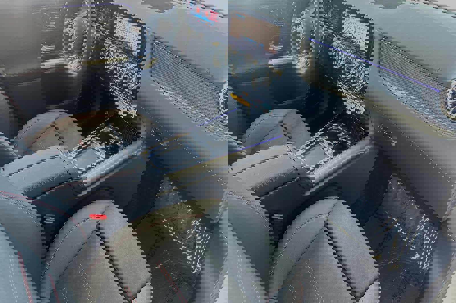 New 2025 Mercedes-Benz GLA 35 AMG 4MATIC image 12