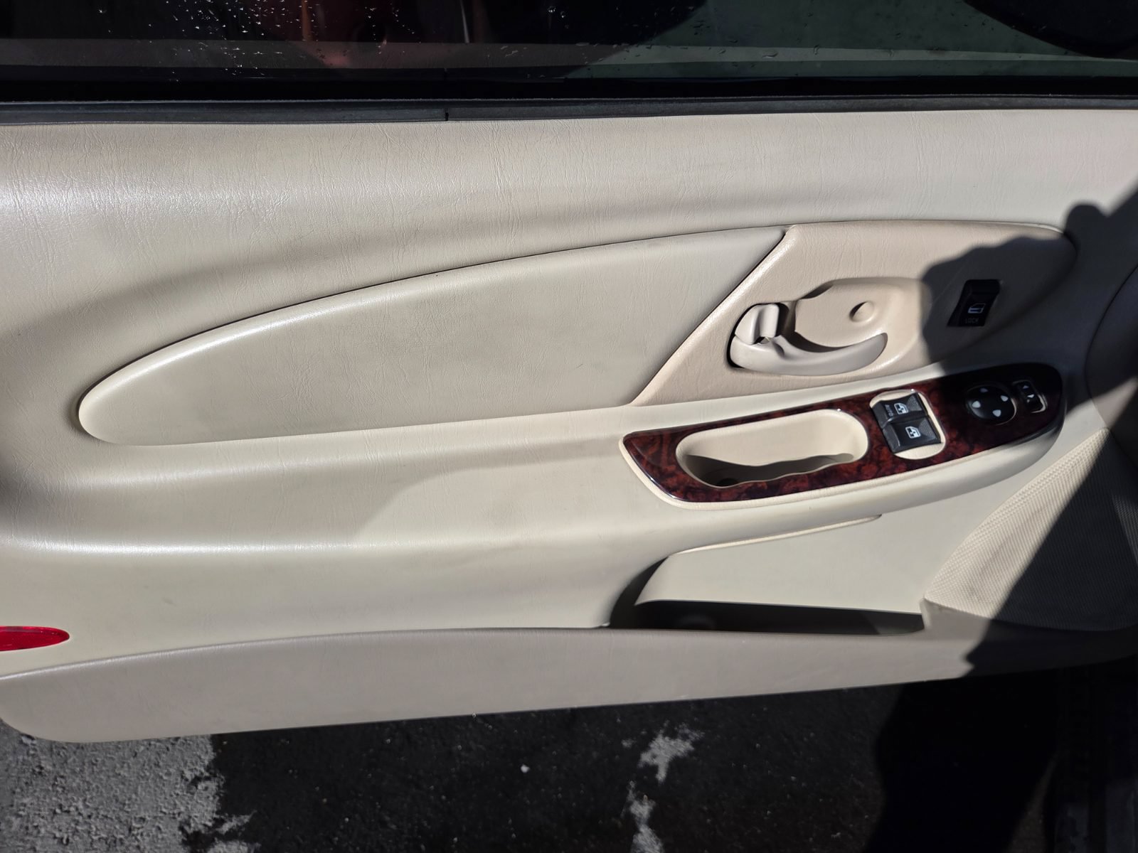 Used 2004 Chevrolet Monte Carlo LS w/ Preferred Equipment Group FWD image 9