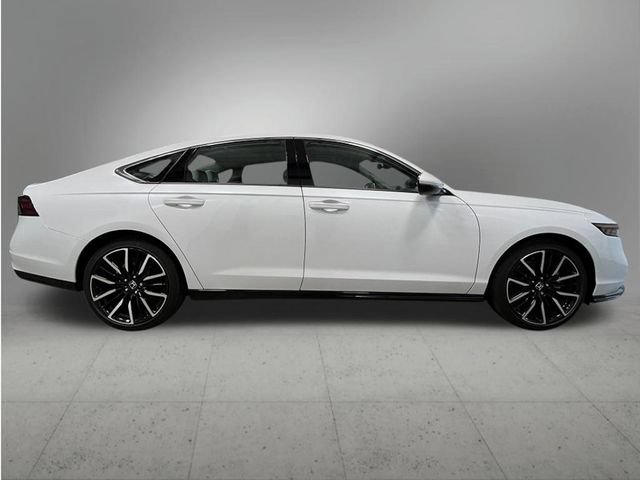 New 2026 Honda Accord Touring image 8