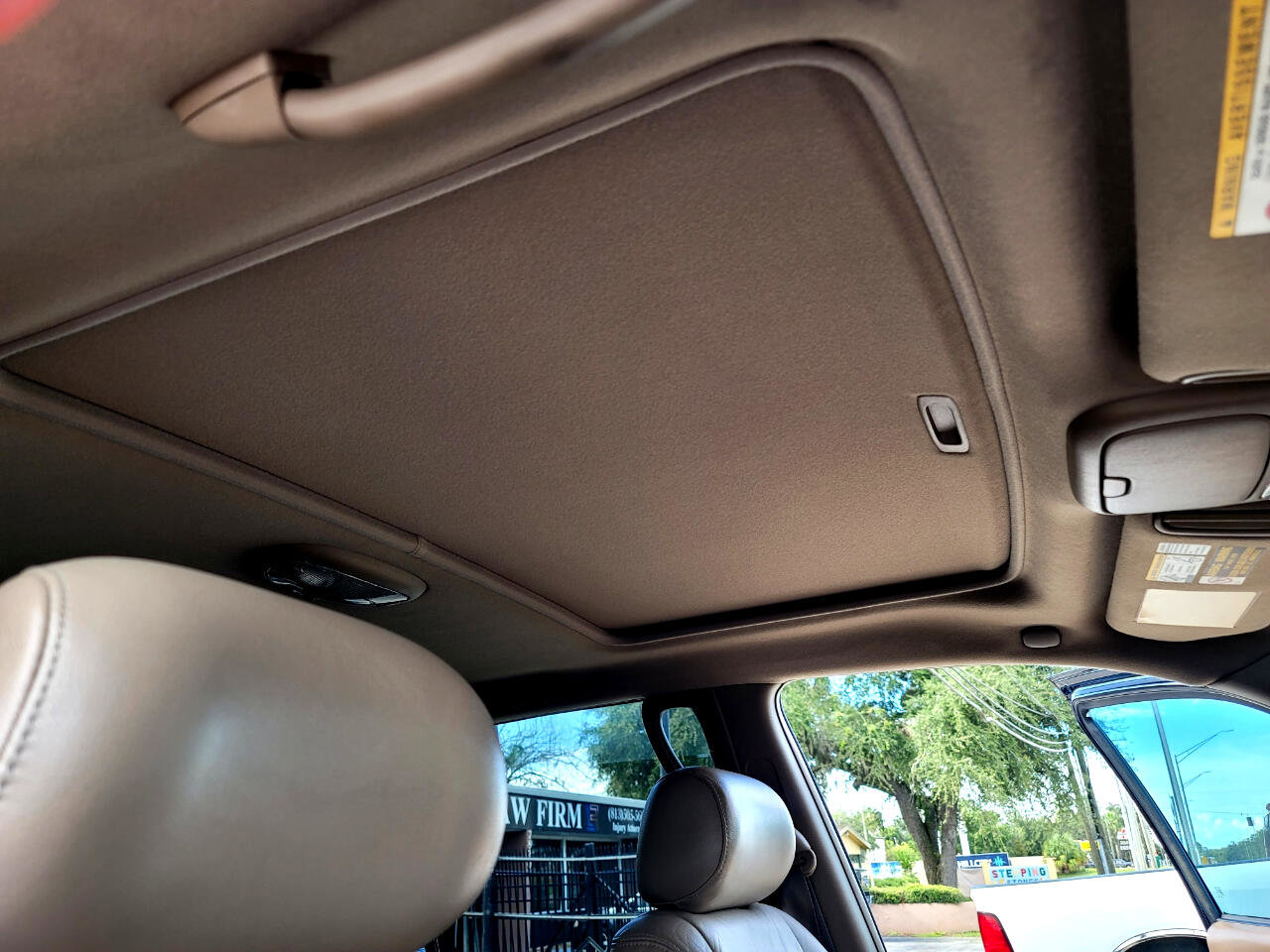 Used 2004 Toyota Sequoia Limited image 18