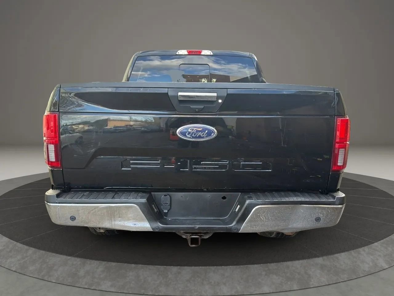 Used 2018 Ford F150 XLT w/ Equipment Group 302A Luxury image 6