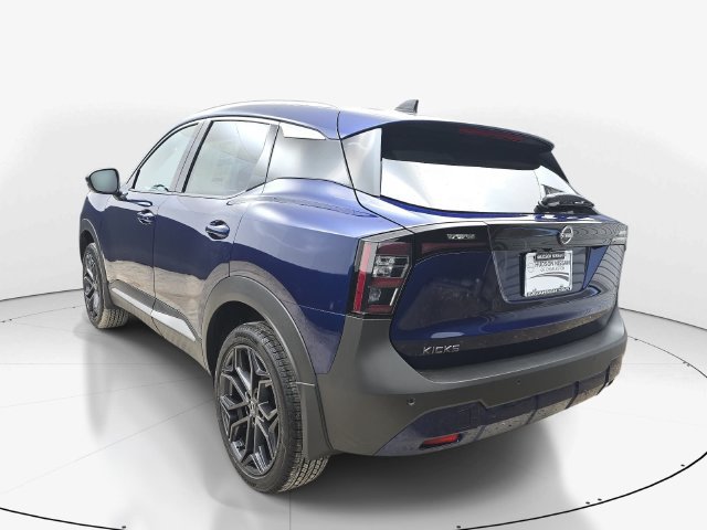 New 2027 Nissan Kicks SR w/ SR Premium Package FWD image 8