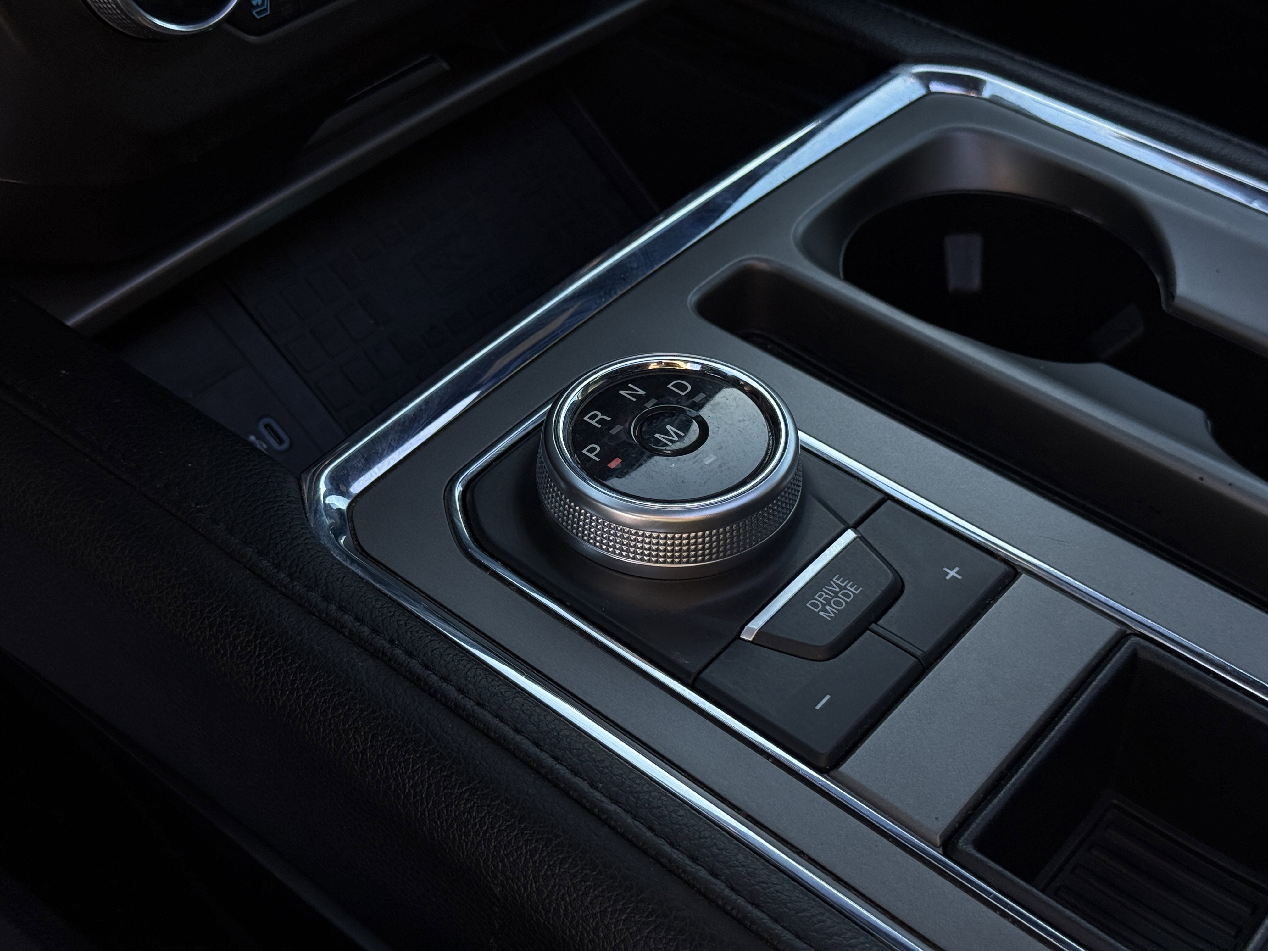 Used 2021 Ford Expedition XLT image 24