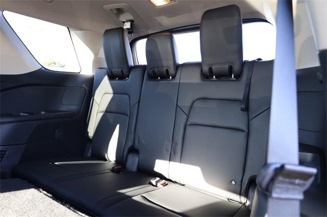 Certified 2024 Nissan Pathfinder SL image 28