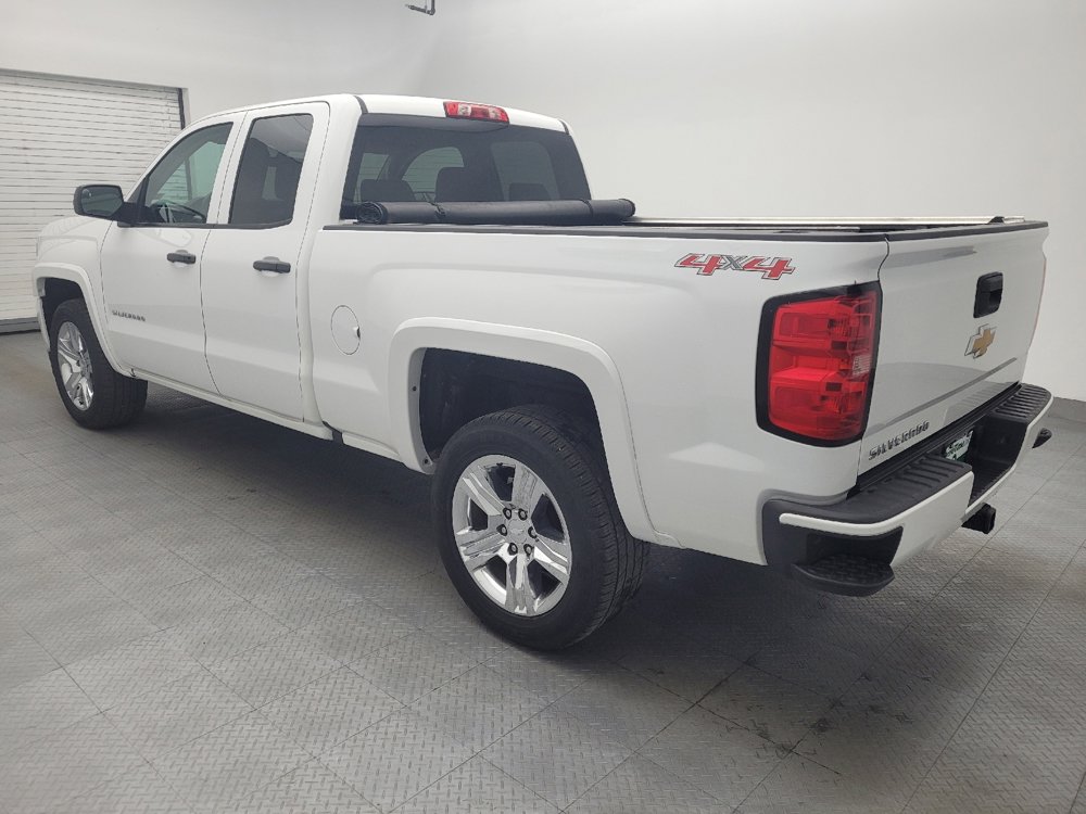 Used 2016 Chevrolet Silverado 1500 Custom w/ Custom Convenience Package AWD/4WD image 3