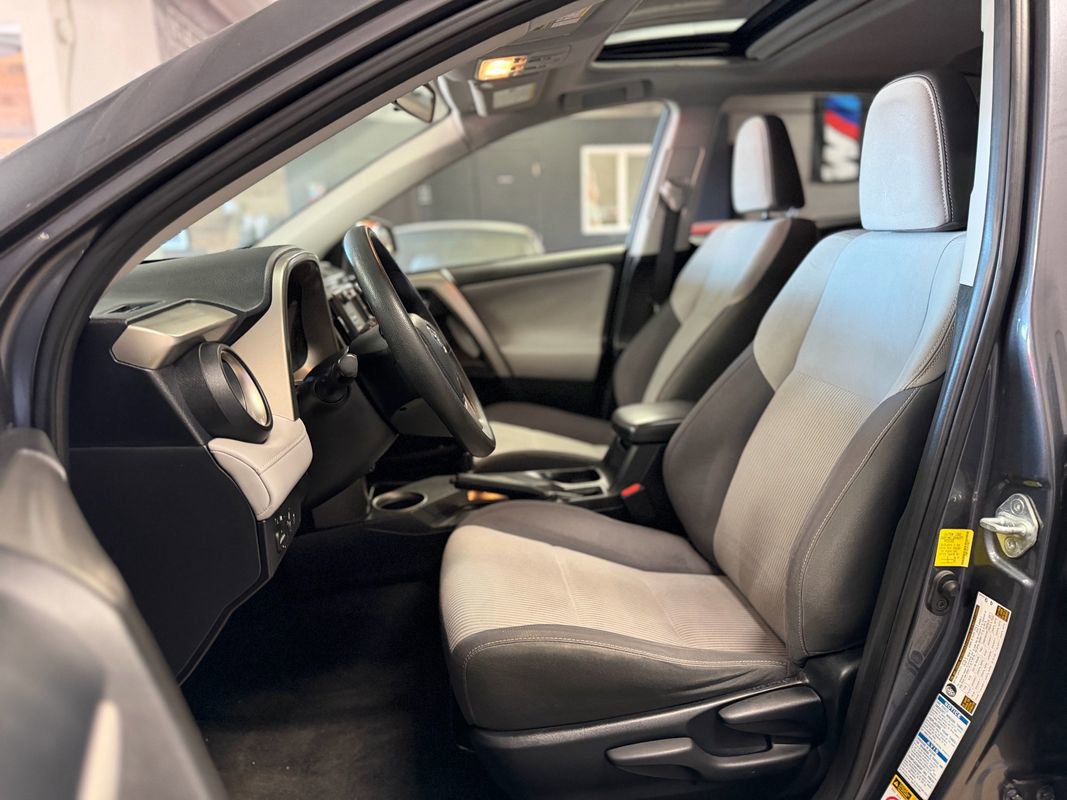 Used 2015 Toyota RAV4 XLE image 15