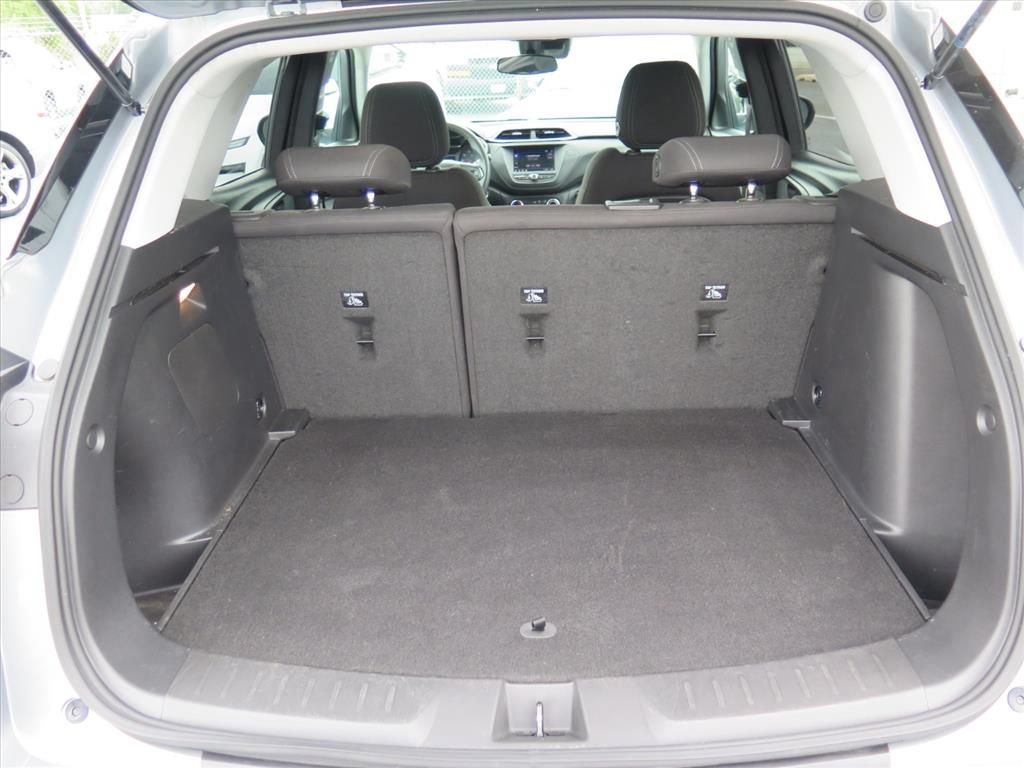 Used 2023 Chevrolet TrailBlazer LT AWD/4WD image 17