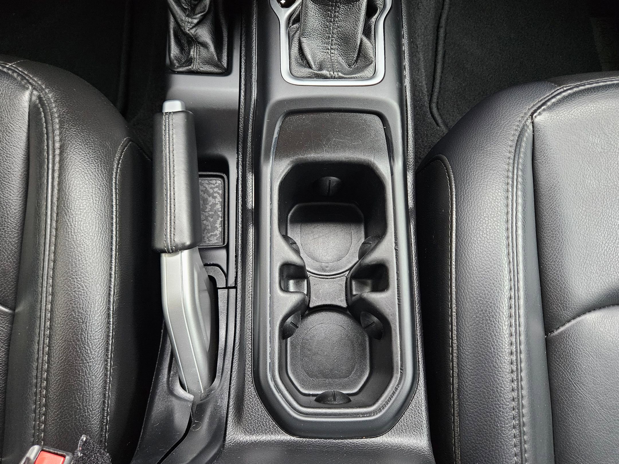 Used 2021 Jeep Wrangler Unlimited Sahara image 12