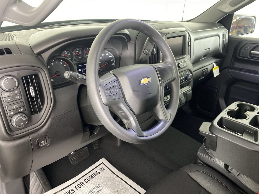 New 2026 Chevrolet Silverado 1500 Custom AWD/4WD image 11