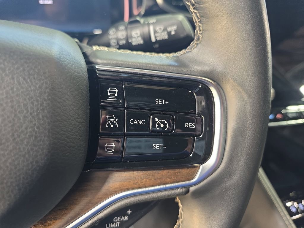 Used 2022 Jeep Grand Wagoneer Series I AWD/4WD image 20