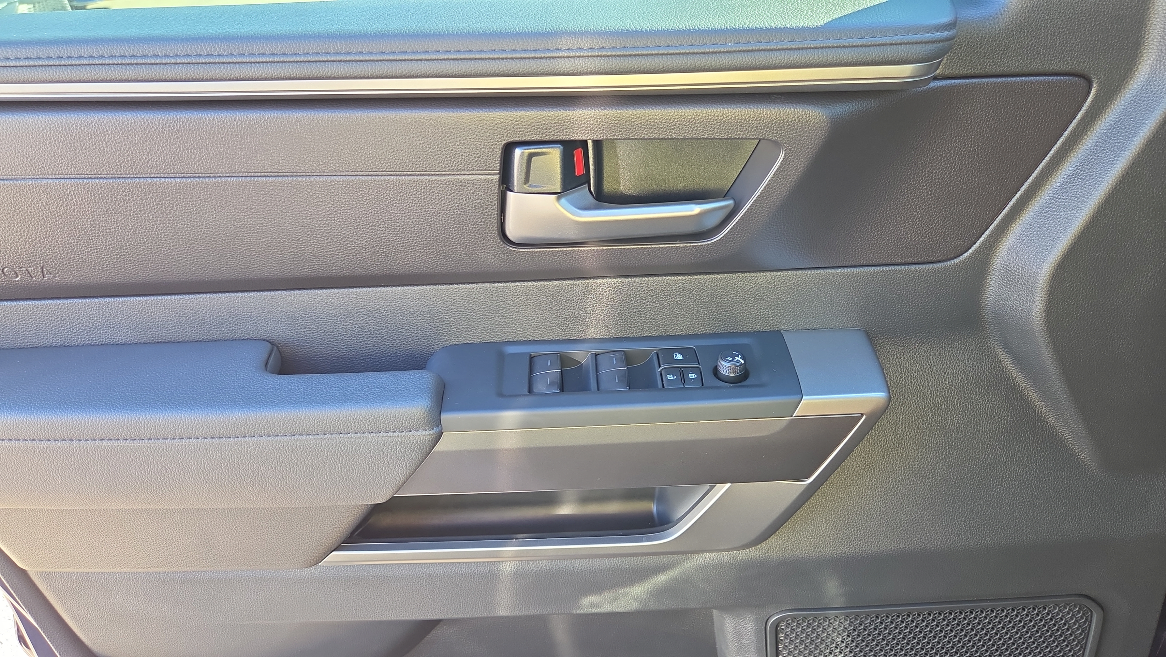 Certified 2026 Toyota Tundra SR5 w/ SR5 Premium Package RWD image 17