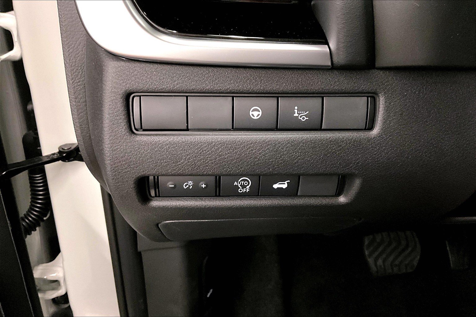 New 2025 Nissan Rogue SL w/ Tech Package AWD/4WD image 56