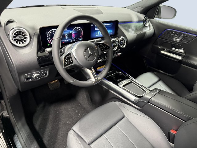 Used 2026 Mercedes-Benz GLA 250 4MATIC image 5