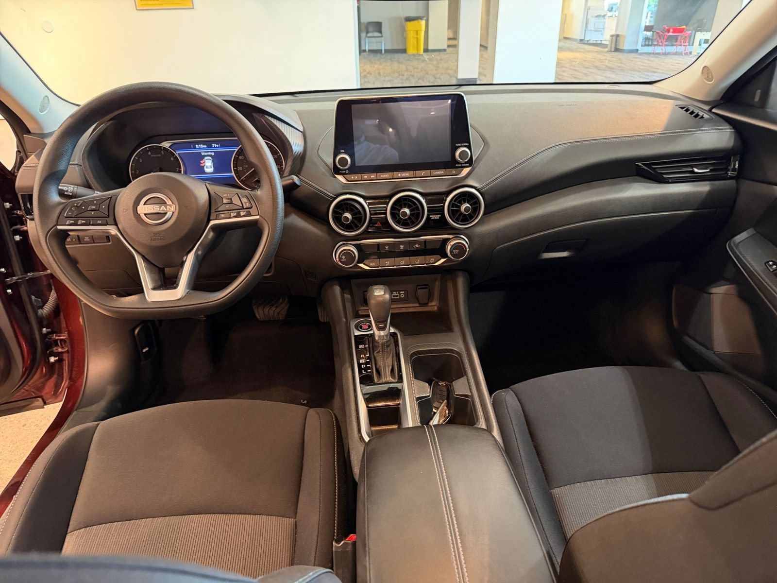Used 2025 Nissan Sentra SV FWD image 27