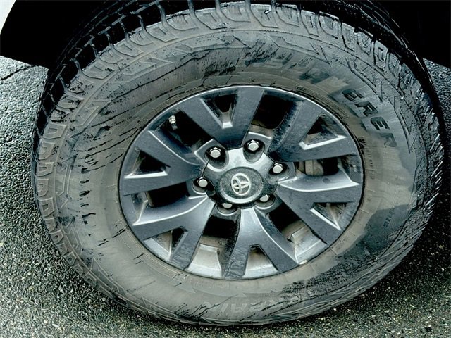 Used 2020 Toyota Tacoma SR5 image 9