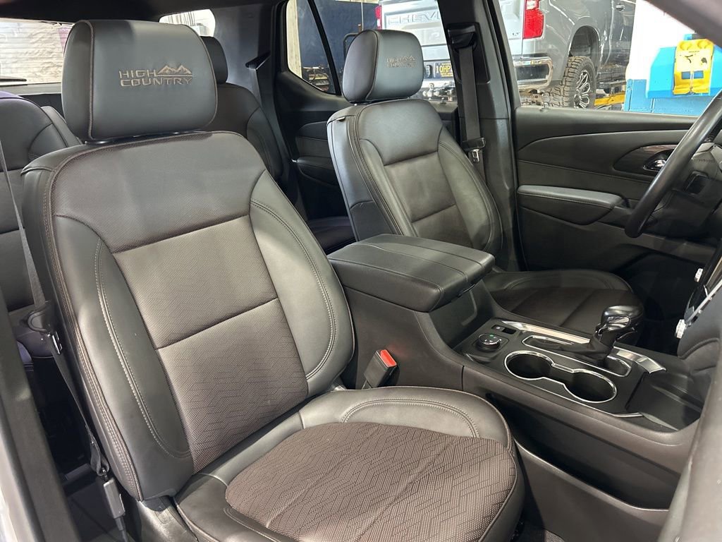Used 2022 Chevrolet Traverse High Country AWD/4WD image 51
