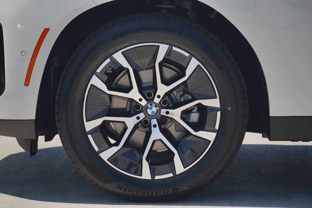 Used 2026 BMW X3 xDrive30 w/ Convenience Package image 5